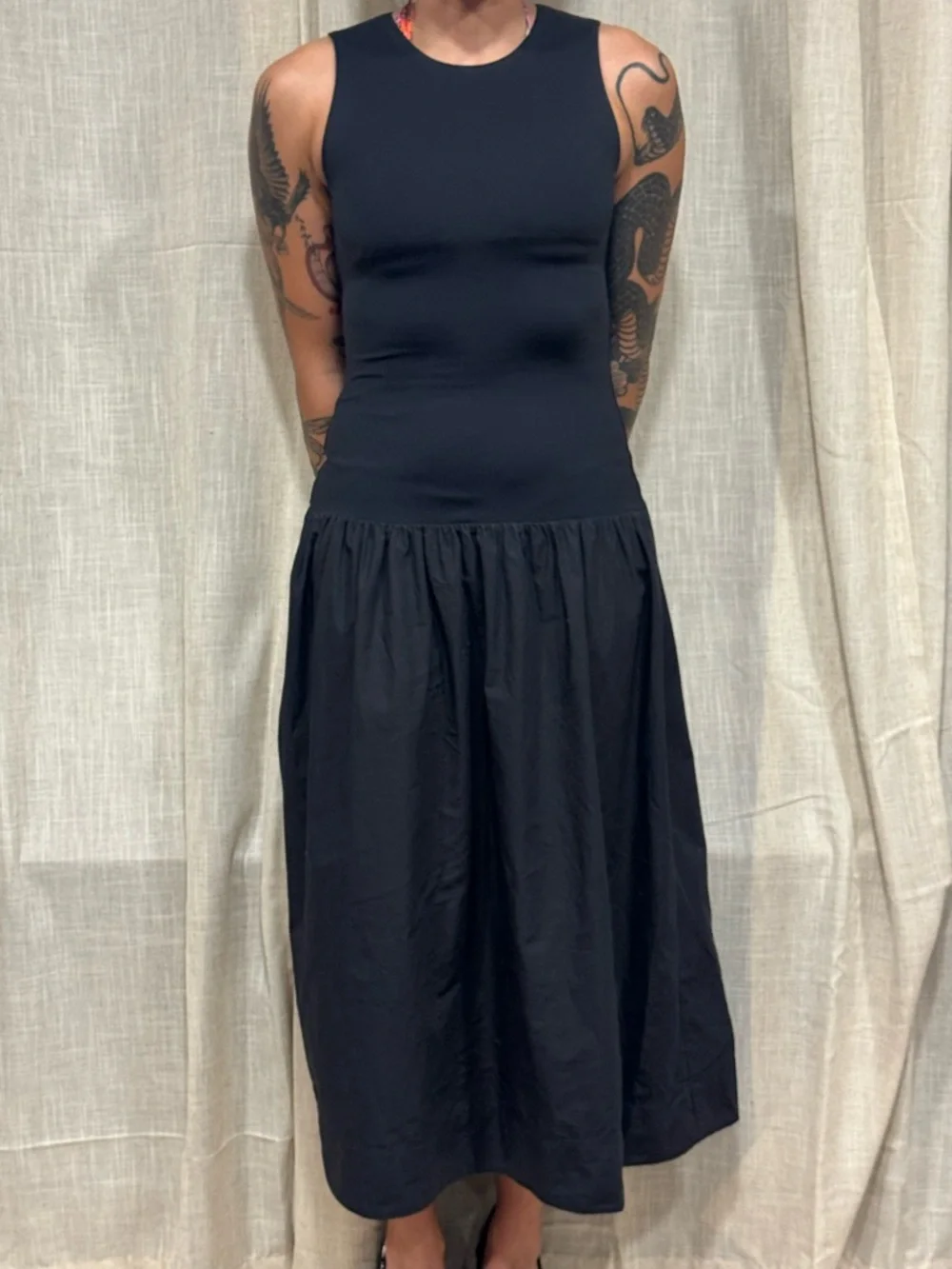 Aritzia Babaton Black contour drop waist ankle length dress xxs - Picture 4 of 5